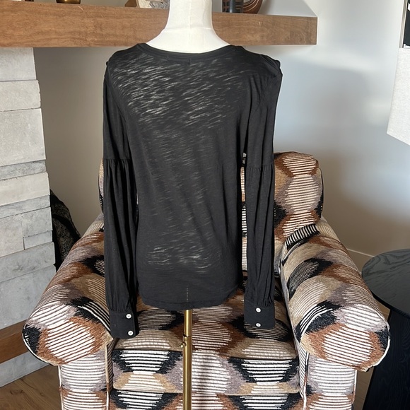 Goldie V Ruffle Top - Picture 8 of 10